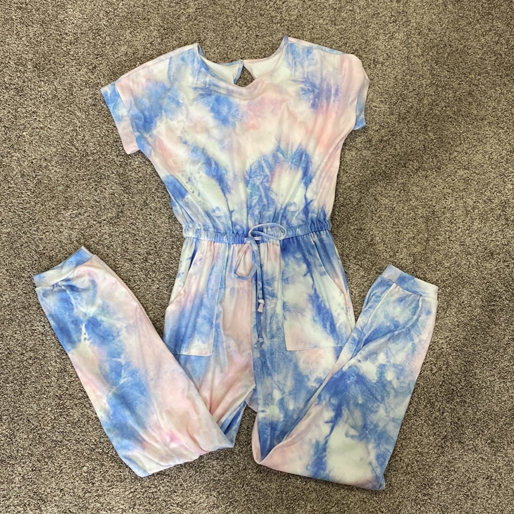 NWOT TIE-DYE JUMPSUIT